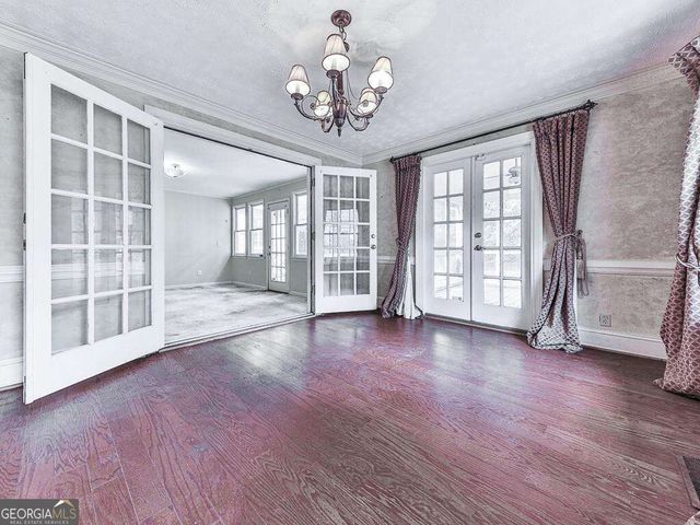 533 Campbell Hill Street NW, Marietta, GA 30060