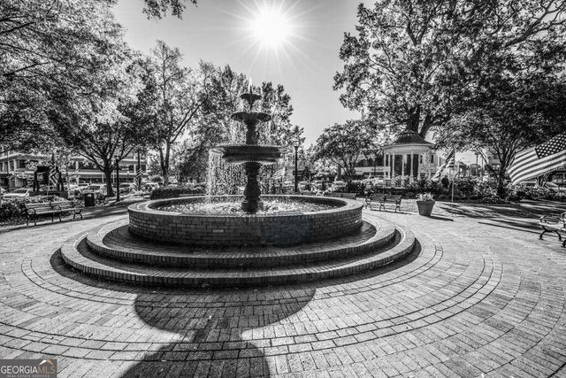 533 Campbell Hill Street NW, Marietta, GA 30060