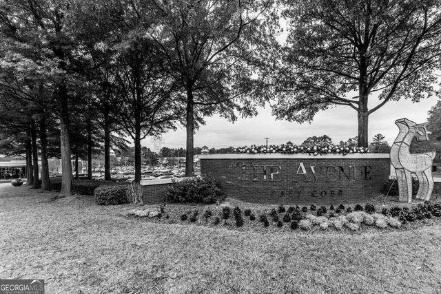533 Campbell Hill Street NW, Marietta, GA 30060