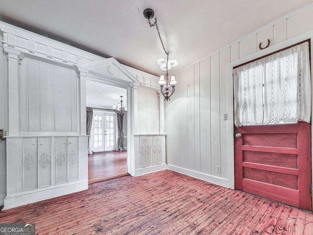 533 Campbell Hill Street NW, Marietta, GA 30060