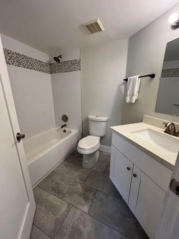 4187 N Haverhill Road 506, West Palm Beach, FL 33417