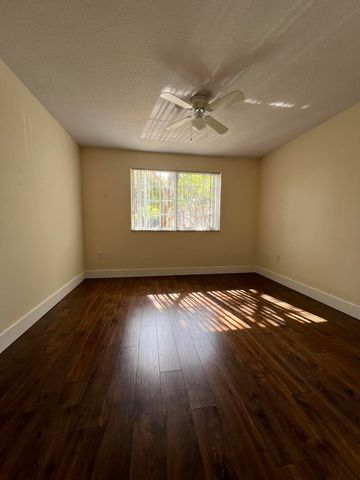 4187 N Haverhill Road 506, West Palm Beach, FL 33417