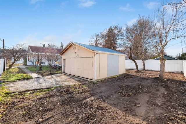 2227 E 4th Ave, Spokane, WA 99202