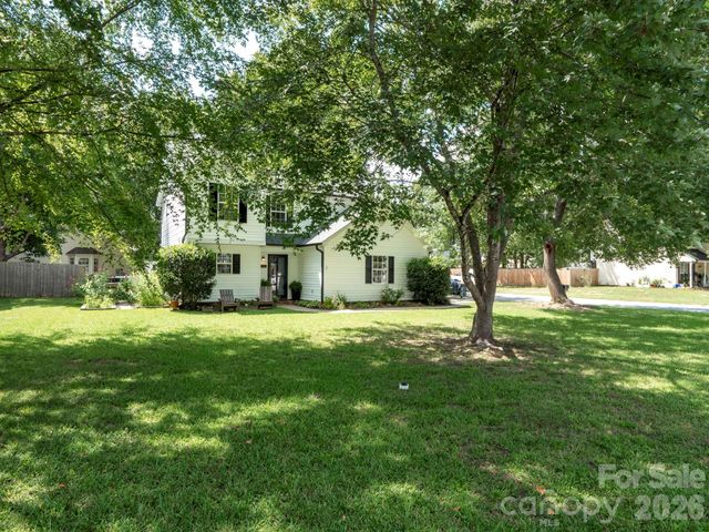 3015 Queensdale Drive, Monroe, NC 28110