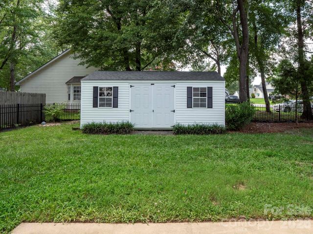 3015 Queensdale Drive, Monroe, NC 28110