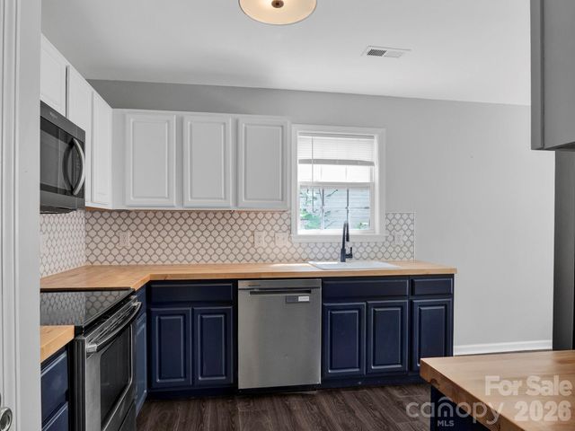 3015 Queensdale Drive, Monroe, NC 28110