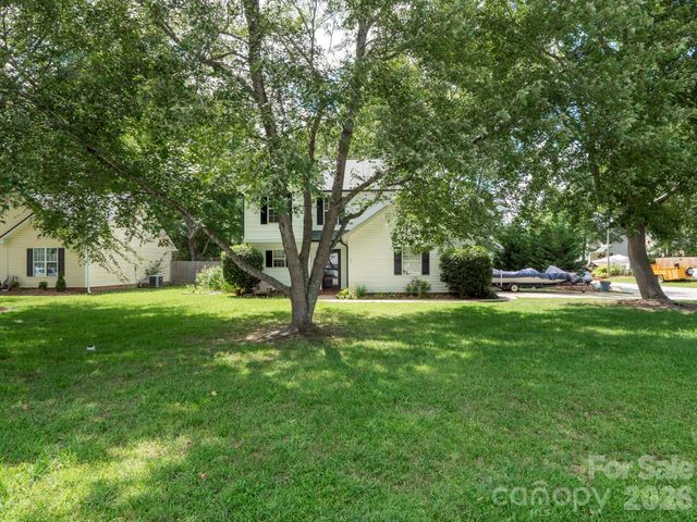 3015 Queensdale Drive, Monroe, NC 28110