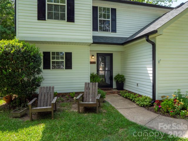 3015 Queensdale Drive, Monroe, NC 28110