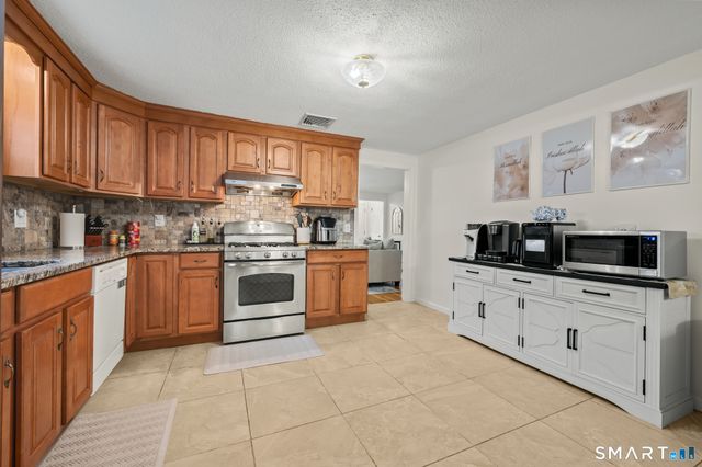 158 Dix Road, Wethersfield, CT 06109