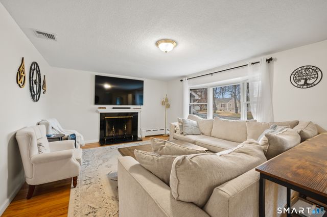 158 Dix Road, Wethersfield, CT 06109