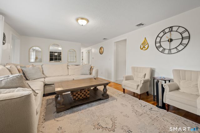 158 Dix Road, Wethersfield, CT 06109