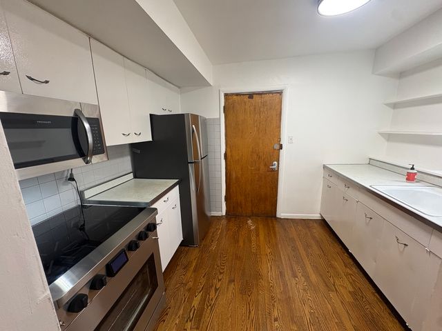 5136 S Blackstone Avenue 3F, Chicago, IL 60615