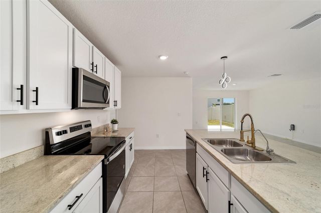 8741 SW 45TH COURT, Ocala, FL 34476