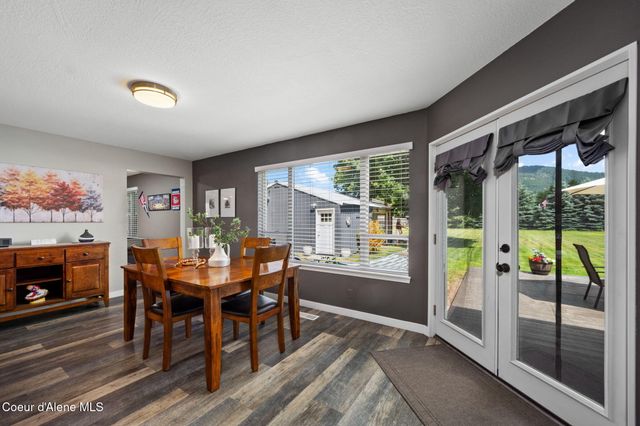 6928 N 4th ST, Dalton Gardens, ID 83815