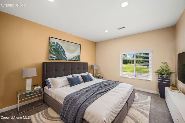 6928 N 4th ST, Dalton Gardens, ID 83815