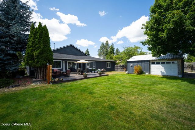 6928 N 4th ST, Dalton Gardens, ID 83815