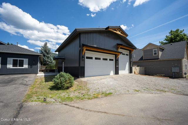 6928 N 4th ST, Dalton Gardens, ID 83815