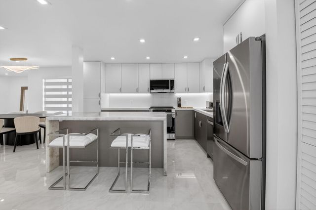 15322 Strathearn Drive 11802, Delray Beach, FL 33446