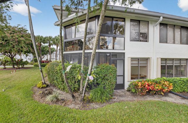 15322 Strathearn Drive 11802, Delray Beach, FL 33446