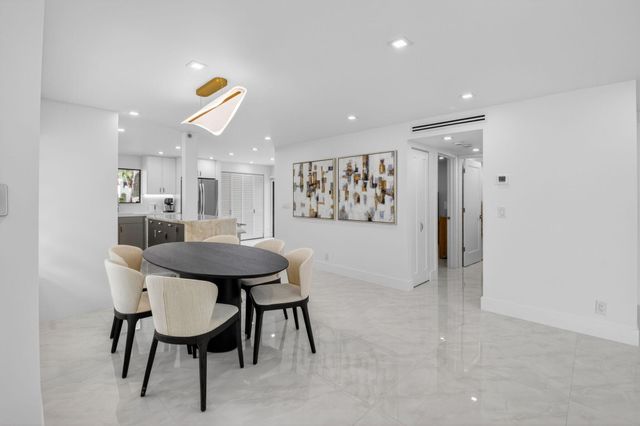 15322 Strathearn Drive 11802, Delray Beach, FL 33446