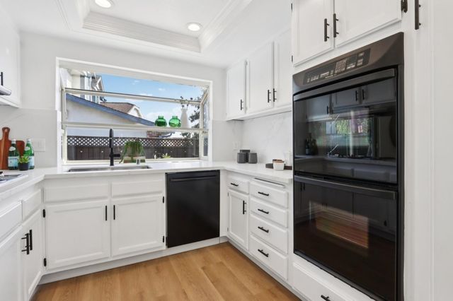 1100 Ramblewood Way, San Mateo, CA 94403