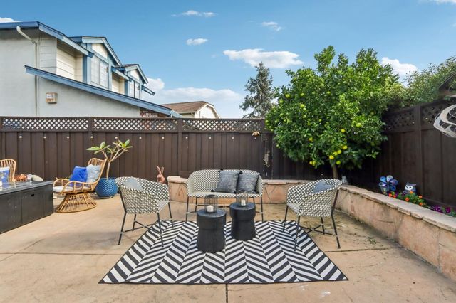 1100 Ramblewood Way, San Mateo, CA 94403