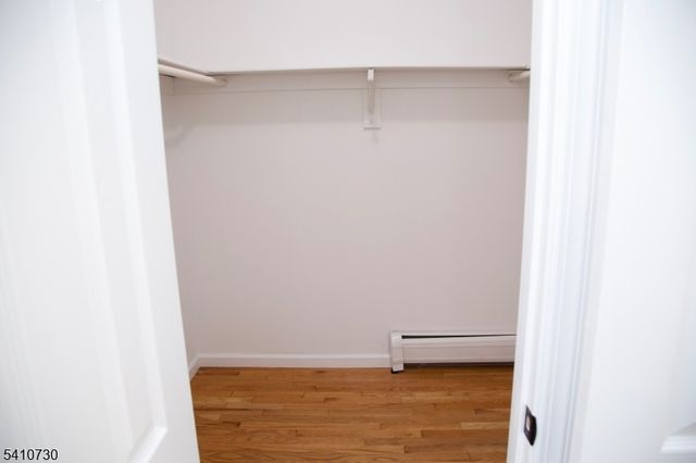 2 Edith Ct, East Hanover Twp., NJ 07936