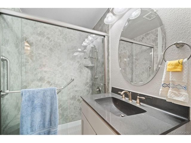 1641 Ames Ct, Lakewood, CO 80214