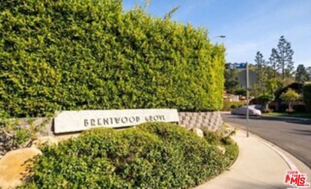 11929 Brentwood Grove Drive, Los Angeles, CA 90049