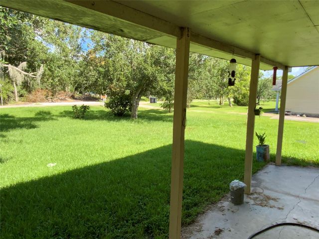 20331 County Road 510v, Brazoria, TX 77422