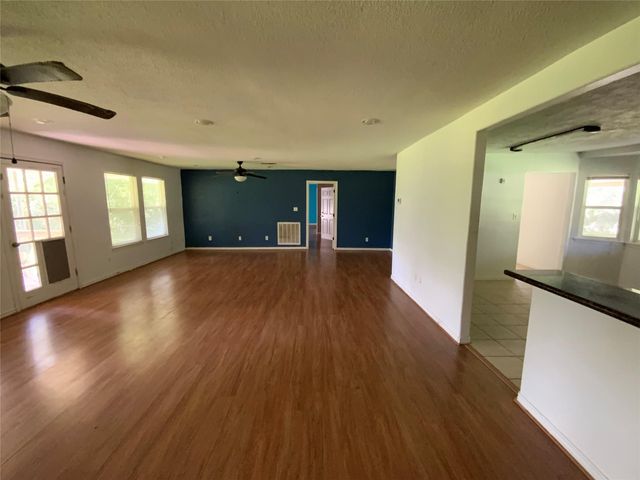 20331 County Road 510v, Brazoria, TX 77422