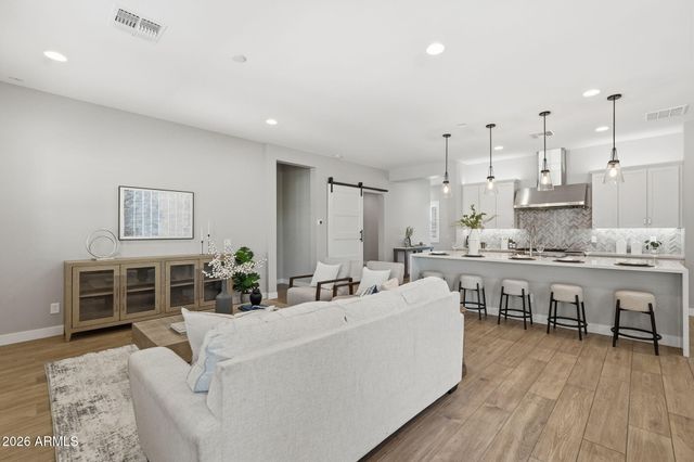 7254 W Buckhorn Trail, Peoria, AZ 85383
