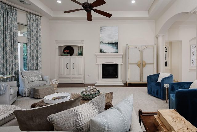 55 Mason Pond Place, The Woodlands, TX 77381