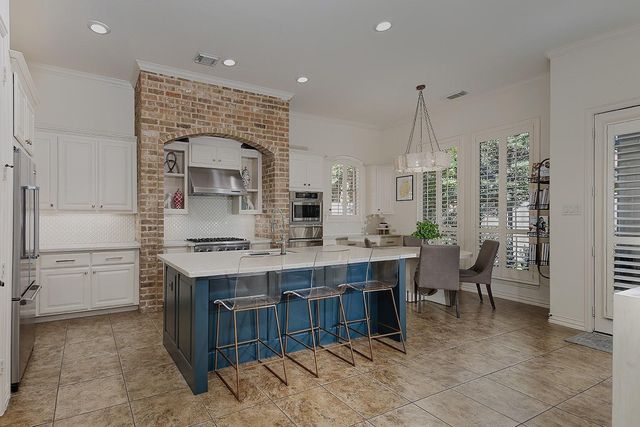 55 Mason Pond Place, The Woodlands, TX 77381