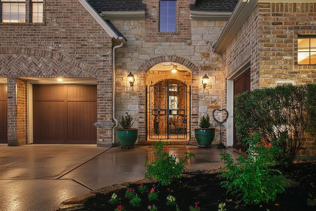 55 Mason Pond Place, The Woodlands, TX 77381