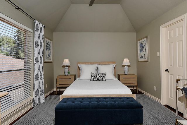 55 Mason Pond Place, The Woodlands, TX 77381