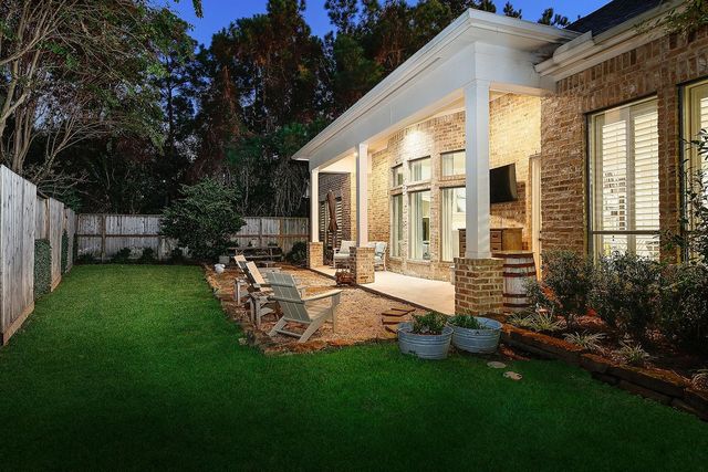 55 Mason Pond Place, The Woodlands, TX 77381