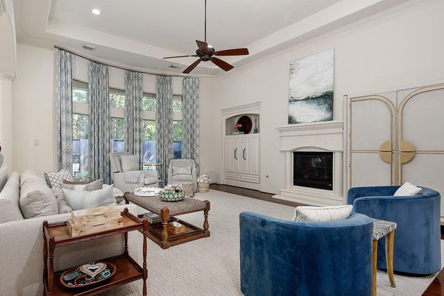 55 Mason Pond Place, The Woodlands, TX 77381