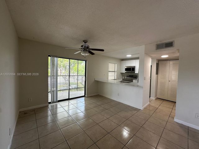 3400 Foxcroft Rd 301, Miramar, FL 33025