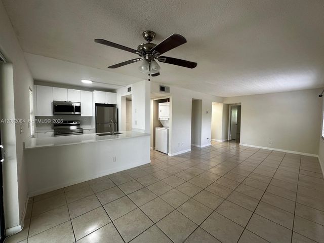 3400 Foxcroft Rd 301, Miramar, FL 33025