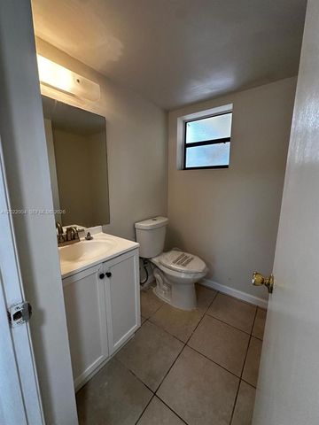 3400 Foxcroft Rd 301, Miramar, FL 33025