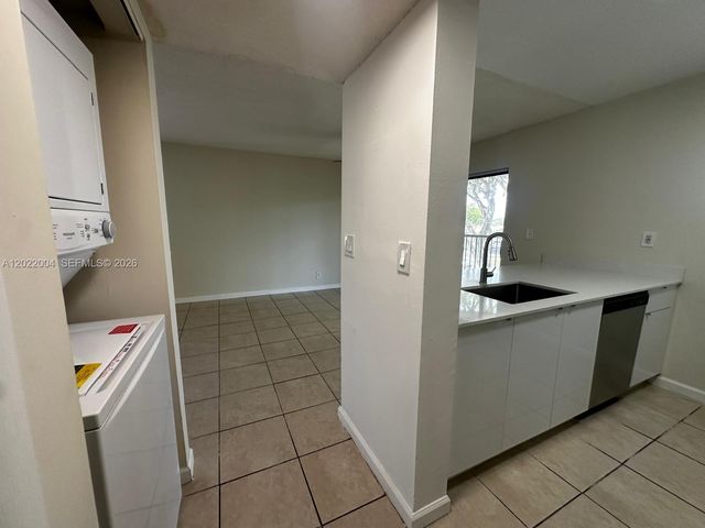 3400 Foxcroft Rd 301, Miramar, FL 33025