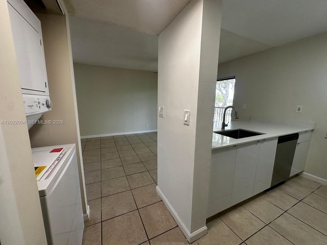 3400 Foxcroft Rd 301, Miramar, FL 33025