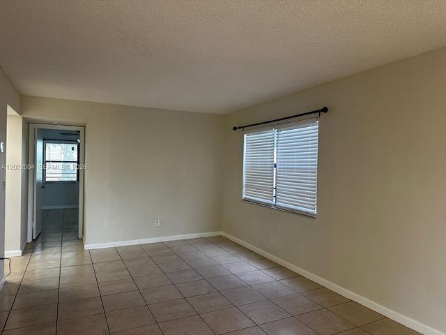 3400 Foxcroft Rd 301, Miramar, FL 33025