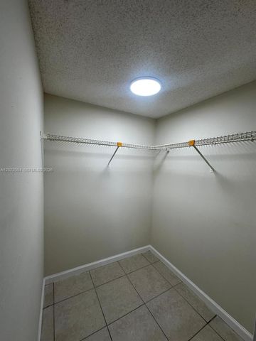 3400 Foxcroft Rd 301, Miramar, FL 33025