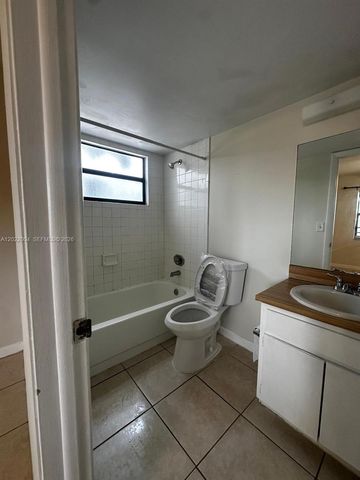 3400 Foxcroft Rd 301, Miramar, FL 33025