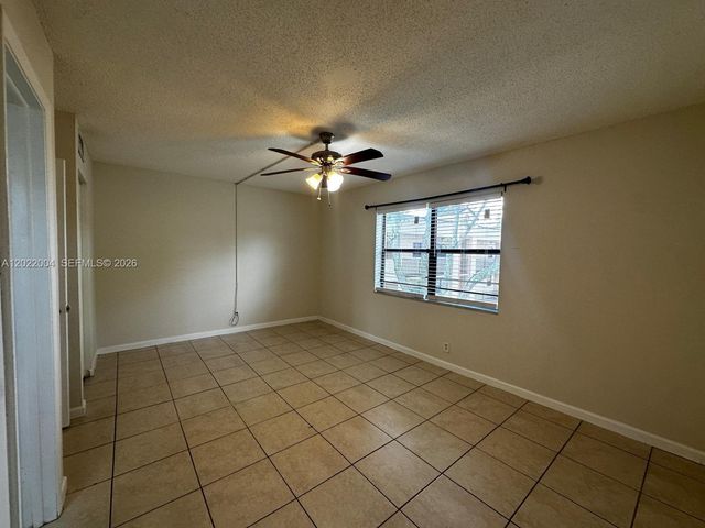 3400 Foxcroft Rd 301, Miramar, FL 33025