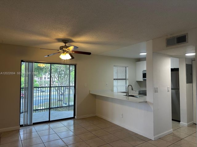 3400 Foxcroft Rd 301, Miramar, FL 33025