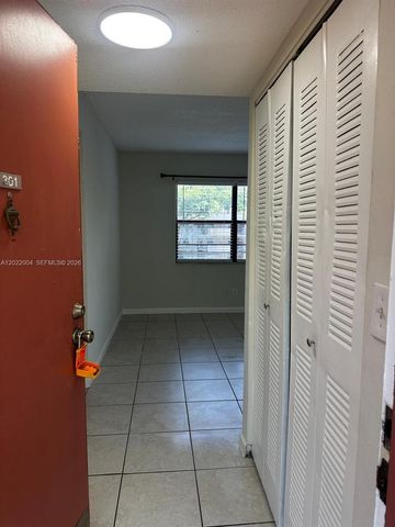 3400 Foxcroft Rd 301, Miramar, FL 33025