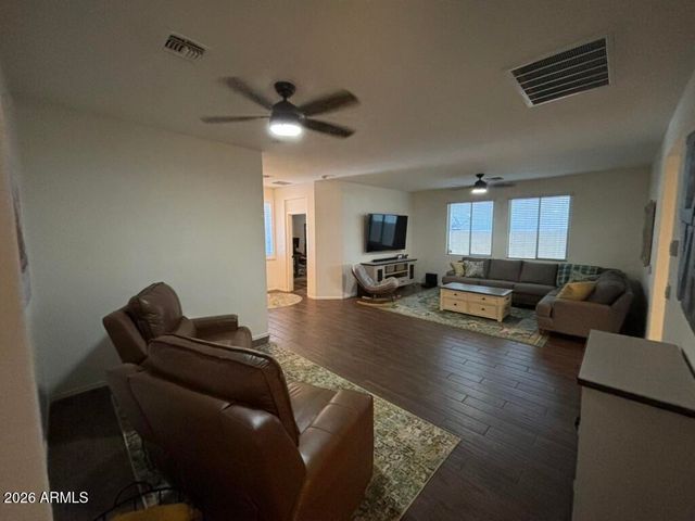 3123 E Quince Street, Mesa, AZ 85213